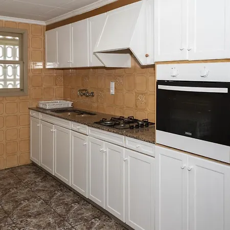 Apartamento Arensol Esc-a, 9º-36 *
